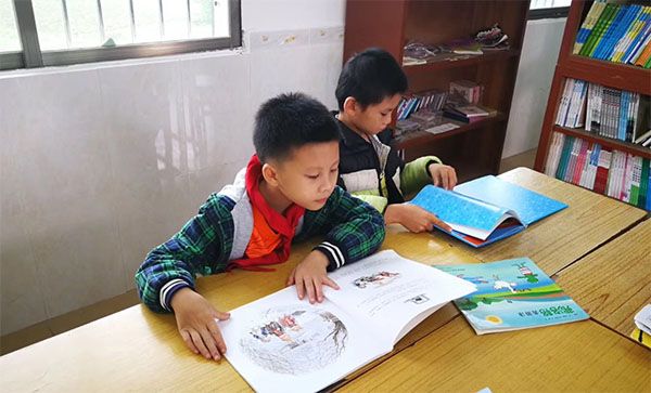 ��Ը���߽�ƶ��Сѧ ��̩һ�ְ���һ���� 2015